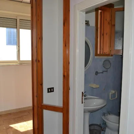 Casa de Férias With Air Conditioning And Balcony For 6 People In