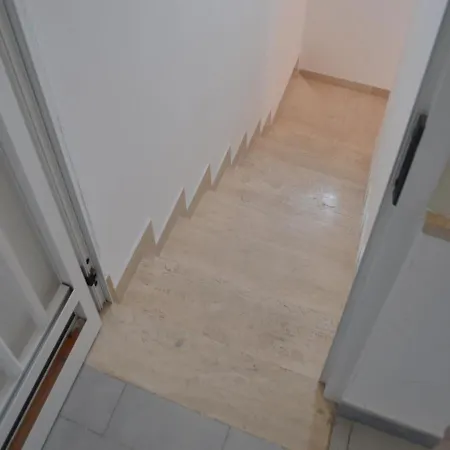 With Air Conditioning And Balcony For 6 People In *